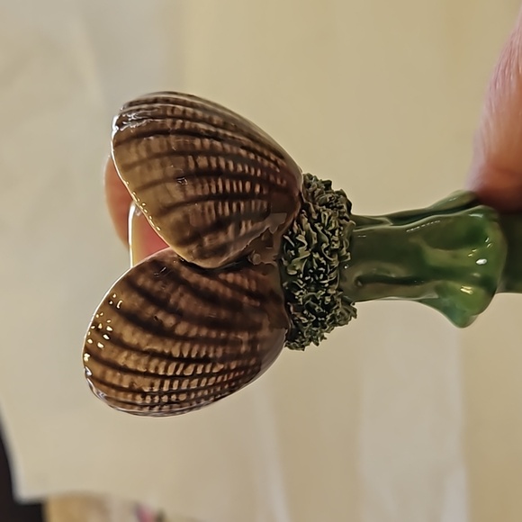 Weird and wonderful! Portuguese ceramic, ocean-themed candle holders. - Picture 7 of 11